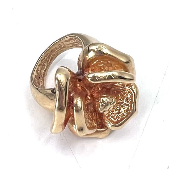 14k Yellow Italian Gold Large Flower Ring 5 grams Size 9 Hollow - Picture 1 of 12